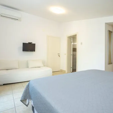 Apartmán Schoene In Mit Grossem Balkon By Interhome *