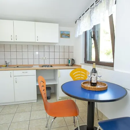 Schoene In Mit Grossem Balkon By Interhome Duće